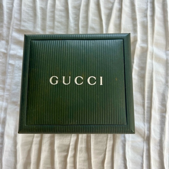 Gucci watch - Picture 4 of 7